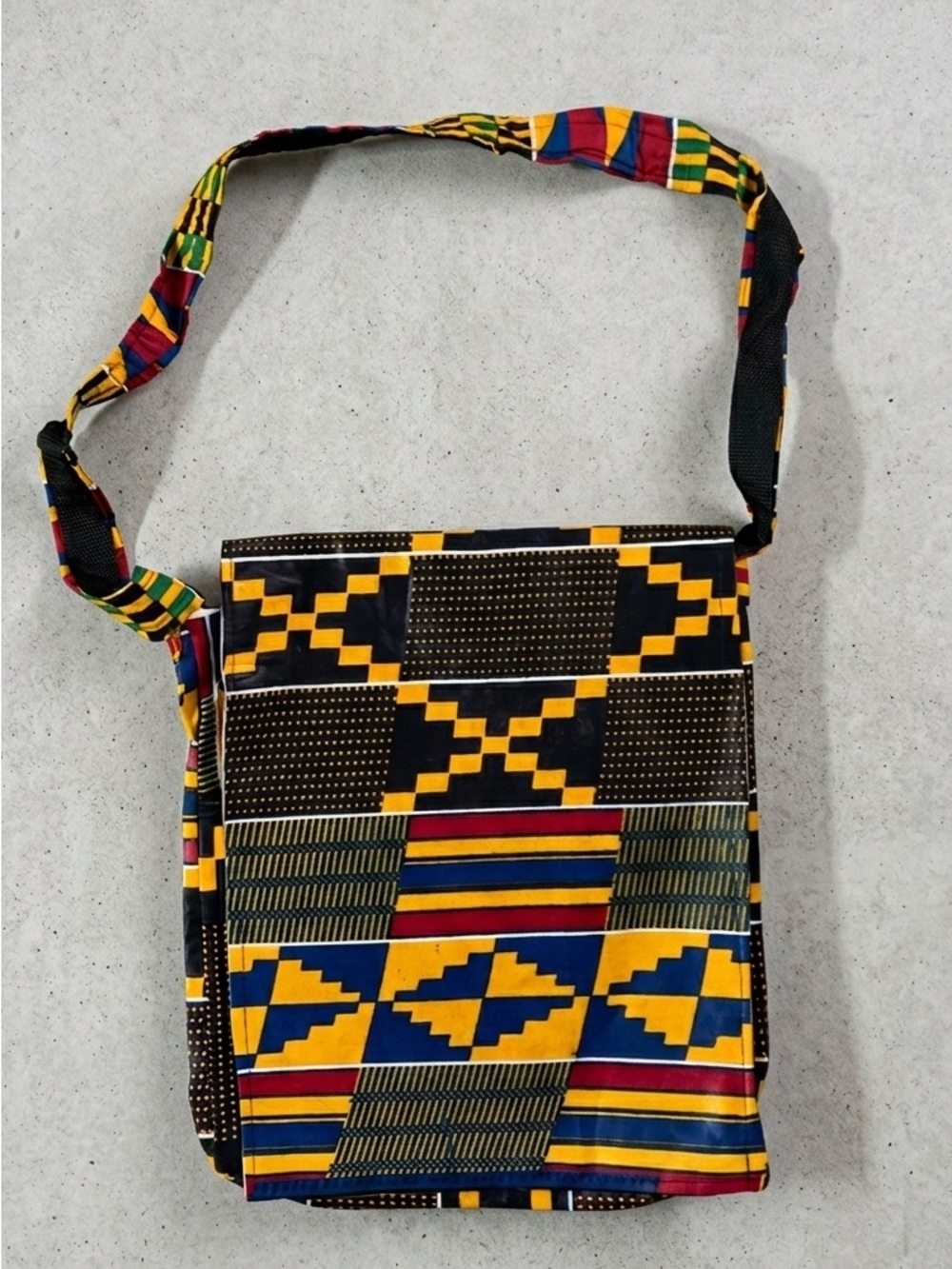 Colorful Kente-Pattern Crossbody Bag - Multicolor